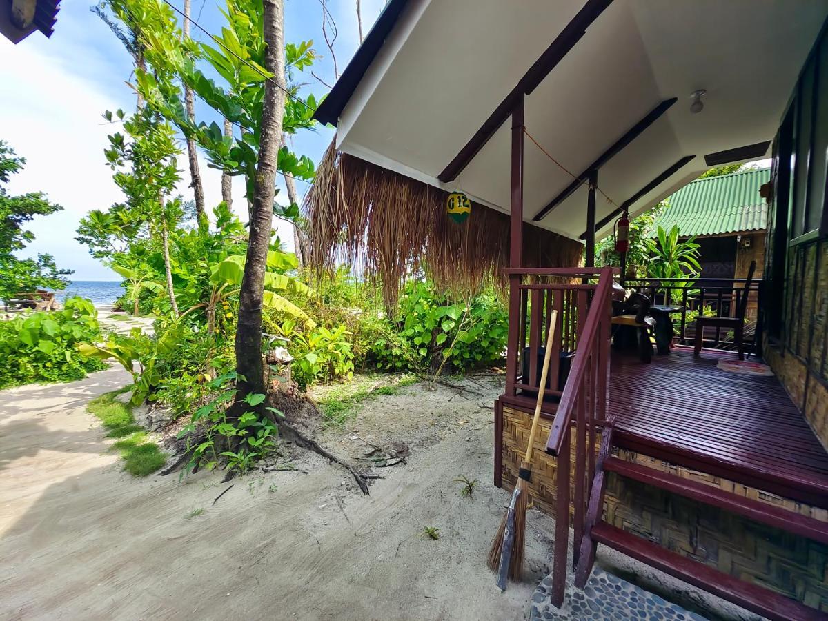 Patrick'S On The Beach Resort General Luna  Exterior foto