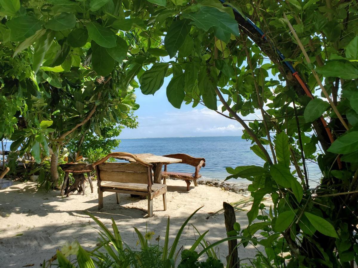 Patrick'S On The Beach Resort General Luna  Exterior foto
